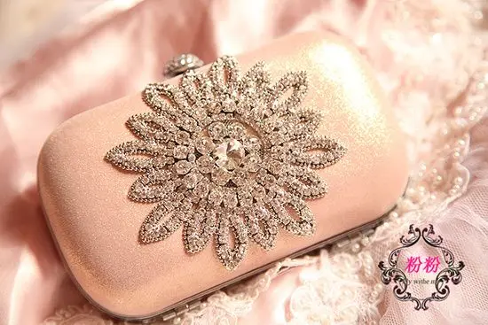 69ff0c5ca5e74361612a0e3c83491225b6e1a2f525aa5-tlMMol_fw658