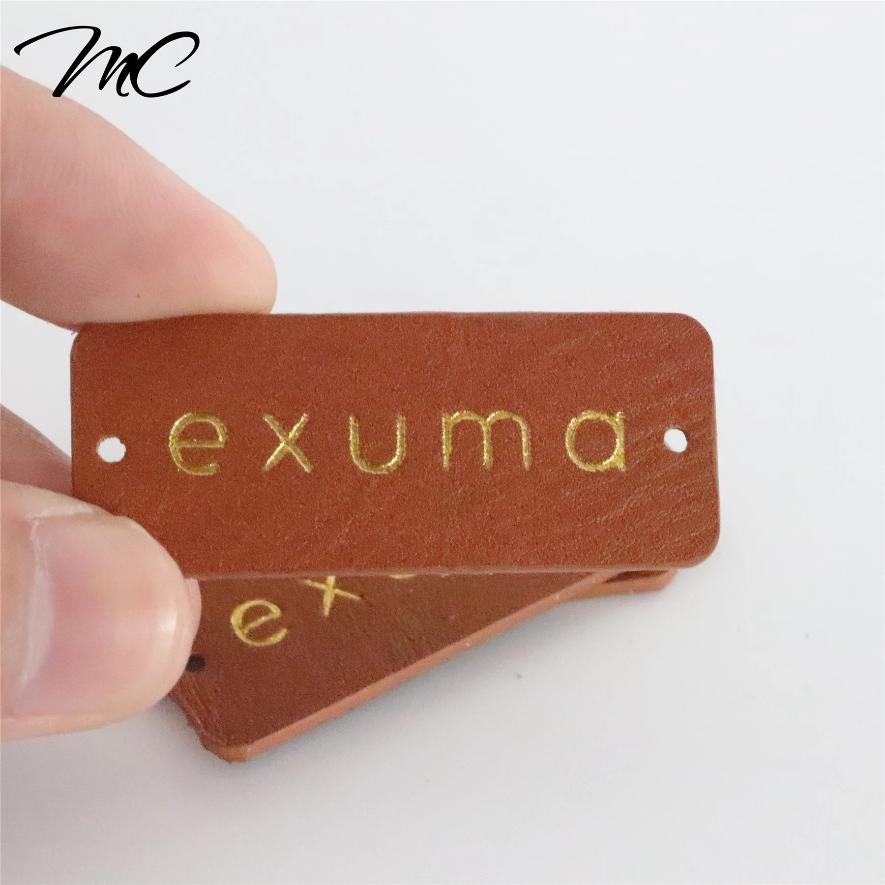 Hot Sale Custom Logo Genuine Leather Label For Hang bag/ Shoes/ Wallet 
Hot Sale Custom Logo Genuine Leather Label For Hang bag/ Shoes/ Wallet