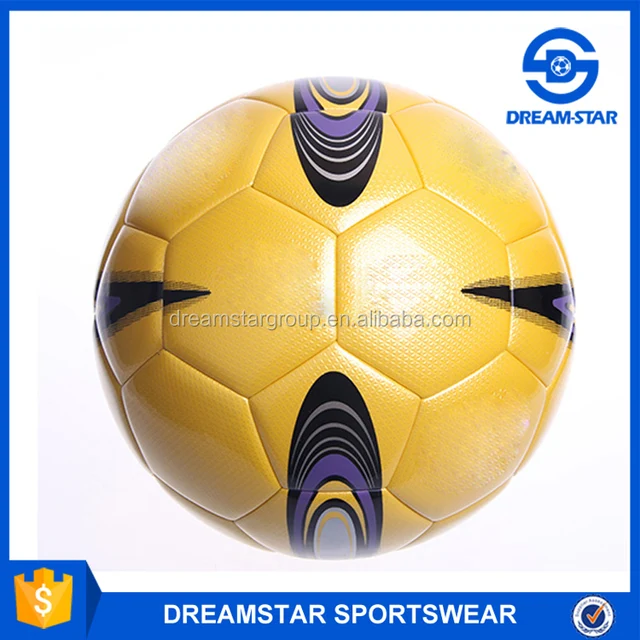 footballpictures,football和soccer playing football pictures