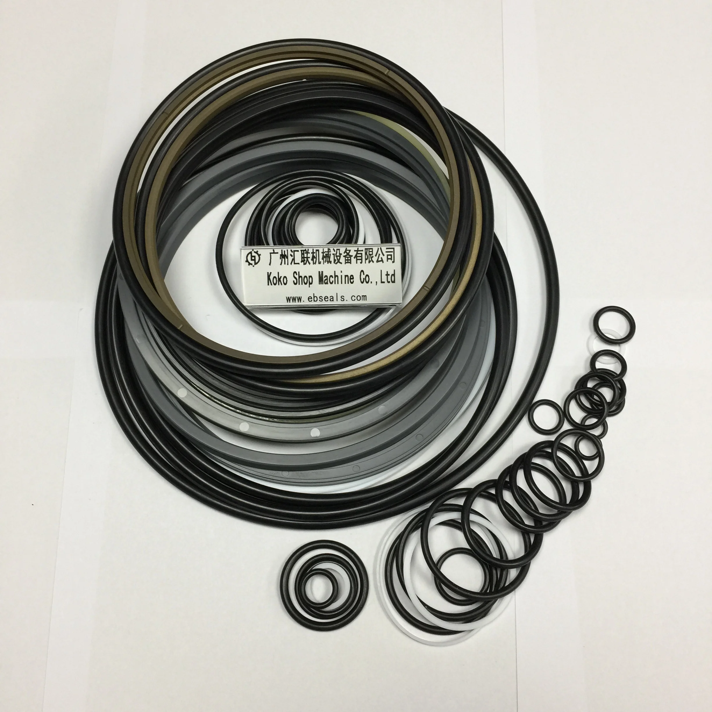 Soosan Breaker Seal Kit SB81.jpg