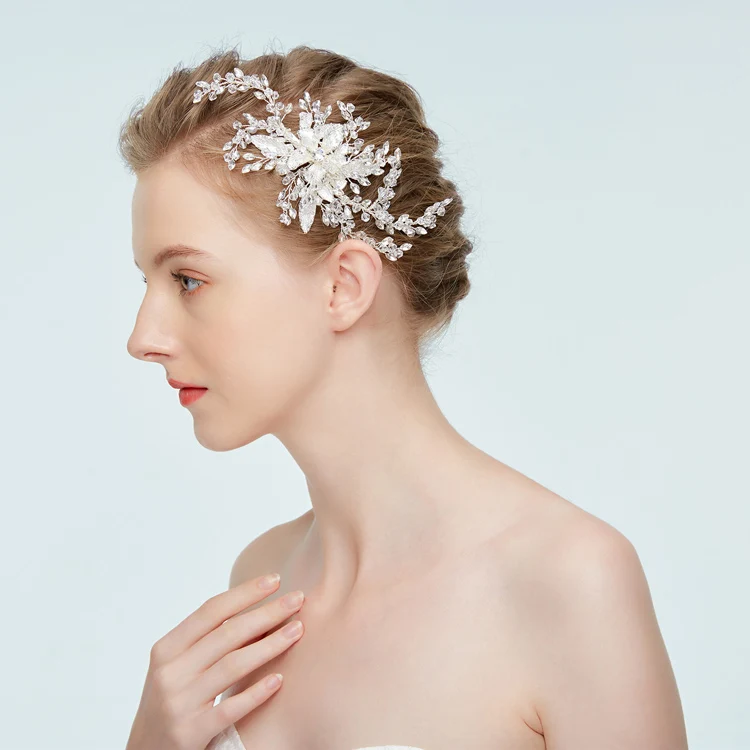 AJ6100 wedding clip (4).jpg