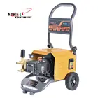 Cleaning lawn and floor automatic electric car washer