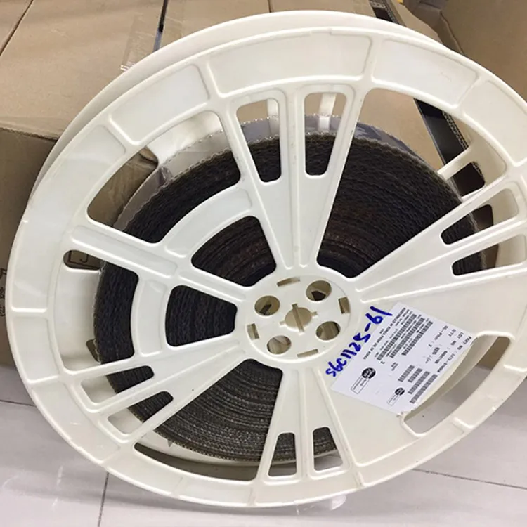 组件  集成电路   new lcd cof ic new roll material d160424nl-051