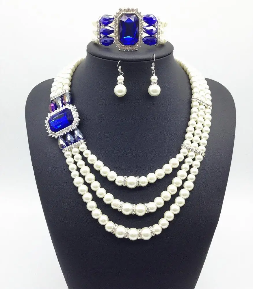 Traditional Big Jewelry Pendant Necklaces, Pearl Necklace Earring Bracelet Three-piece Set, All colors can be customized
Traditional Big Jewelry Pendant Necklaces, Pearl Necklace Earring Bracelet Three-piece Set, All colors can be customized