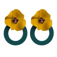 New Style Simple Fashion Vintage Flower Earrings Acrylic Geometric Resin Earrings for Girls
New Style Simple Fashion Vintage Flower Earrings Acrylic Geometric Resin Earrings for Girls