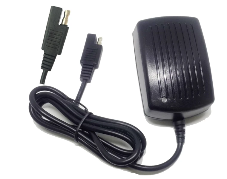 12V SAE CONNECTOR charger.jpg