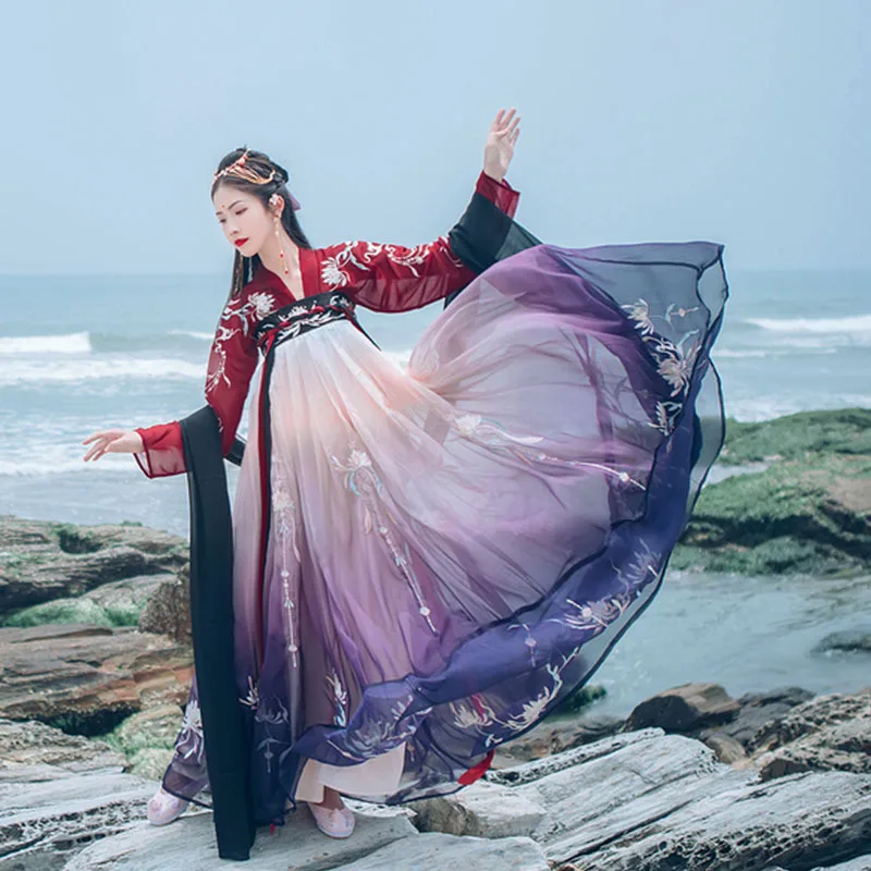 New design Traditional Chinese clothing daily improvement Heavy-duty embroidery chest Big swing skirt lotus
New design Traditional Chinese clothing daily improvement Heavy-duty embroidery chest Big swing skirt lotus