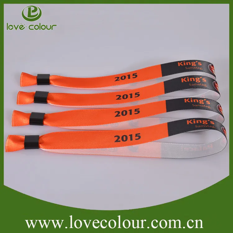 wristband-717W22