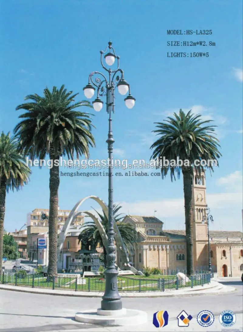 Solar_street_garden_cast_iron_lamp_post