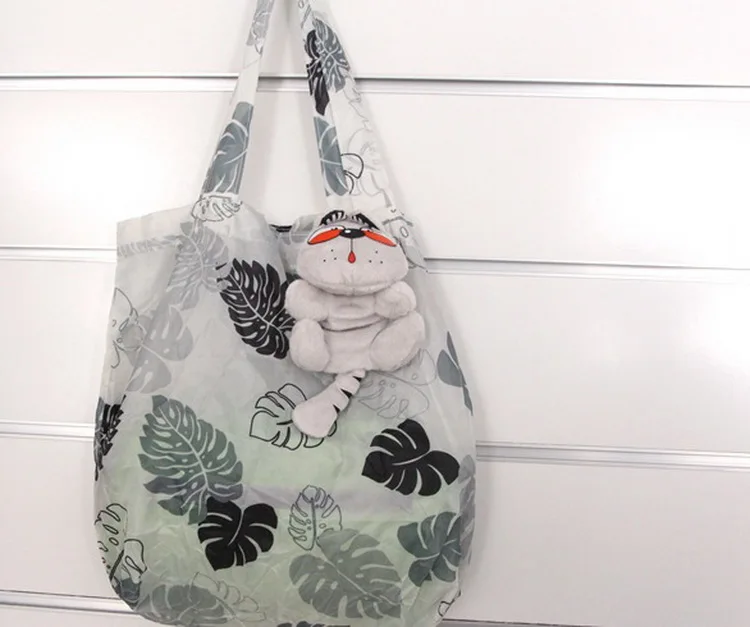 Promotional Cute Large Medium Small Nylon Travel Animal Shaped Plush Toy Storage Bag
Promotional Cute Large Medium Small Nylon Travel Animal Shaped Plush Toy Storage Bag