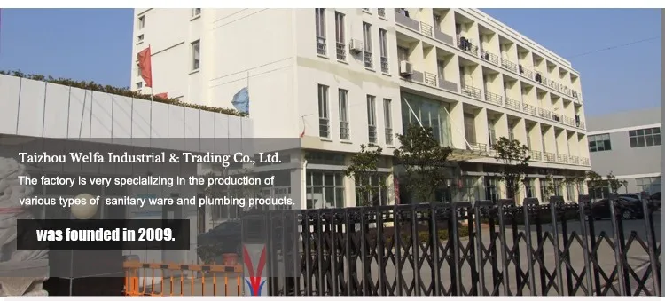 Double Handle Floor Mounted Clawfoot Tub Faucet Brushed Gold Solid Brass Freestanding Bathtub Faucet