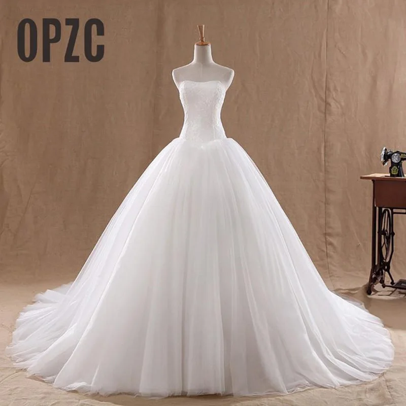 Hot-Sale-0-8M-Court-Train-Wedding-Dress-2016-Cheap-Celebrity-Strapless-Vintage-Tulle-Bridal-Ball.jpg_640x640