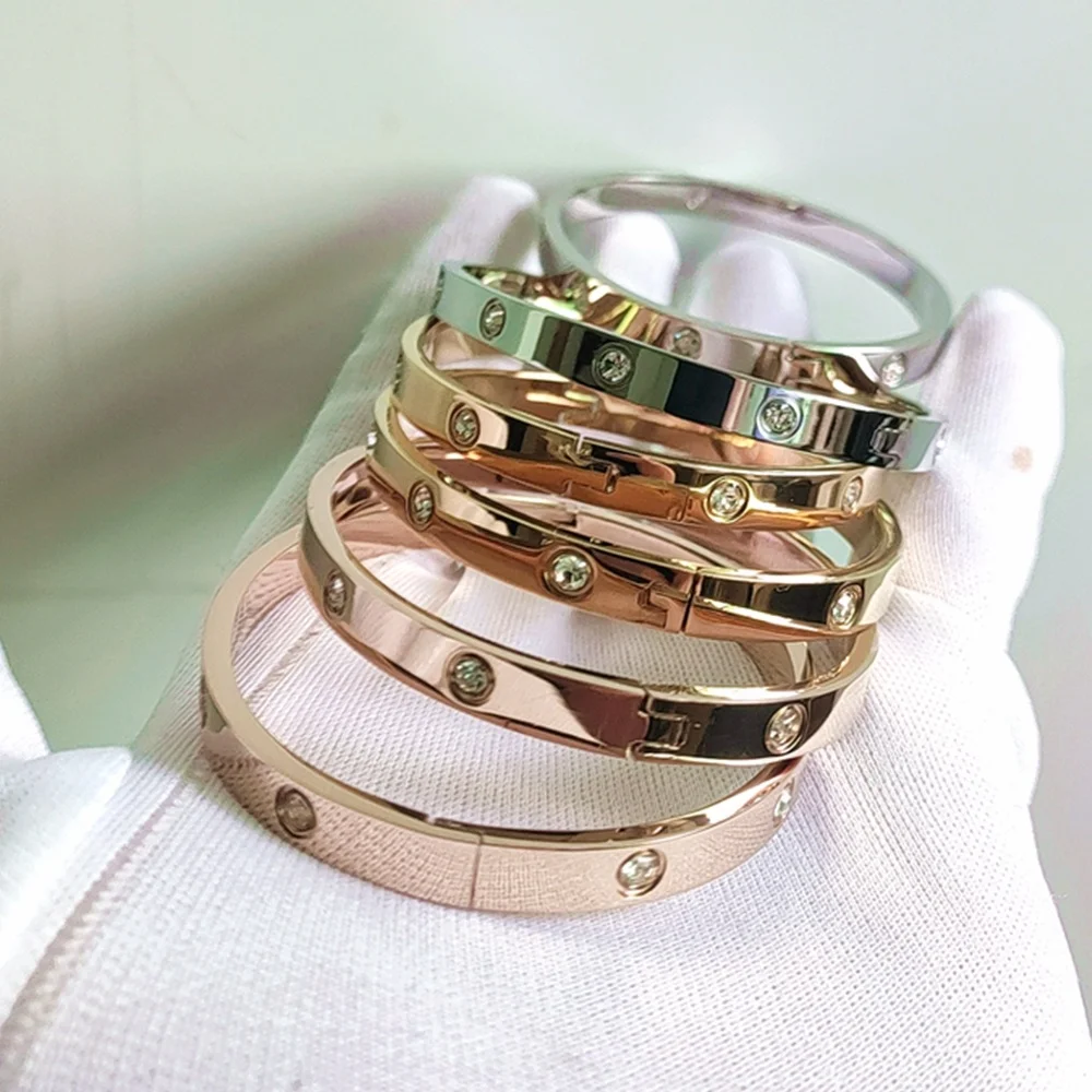 Stainless Steel Fine Jewelry Bangle Zircon Inlay 18K Gold Bangle Bracelet Women, Steel,gold,rose gold
Stainless Steel Fine Jewelry Bangle Zircon Inlay 18K Gold Bangle Bracelet Women, Steel,gold,rose gold