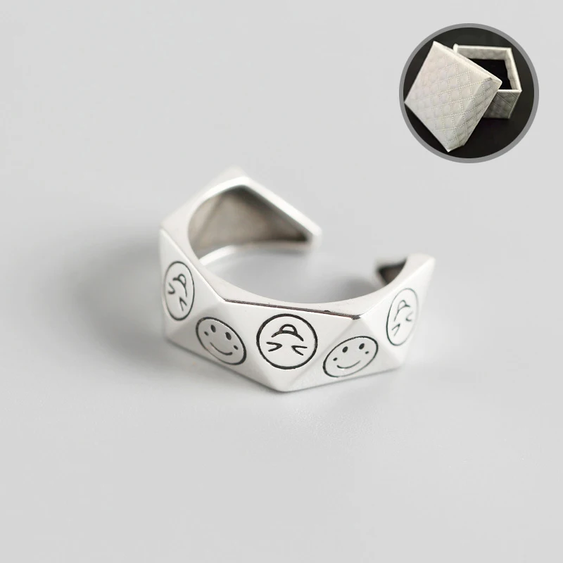 S 925 Sterling Silver Ring Smiling Face Designer Silver Couple Ring Jewelry with Paper Box Statement Finger Rings
S 925 Sterling Silver Ring Smiling Face Designer Silver Couple Ring Jewelry with Paper Box Statement Finger Rings