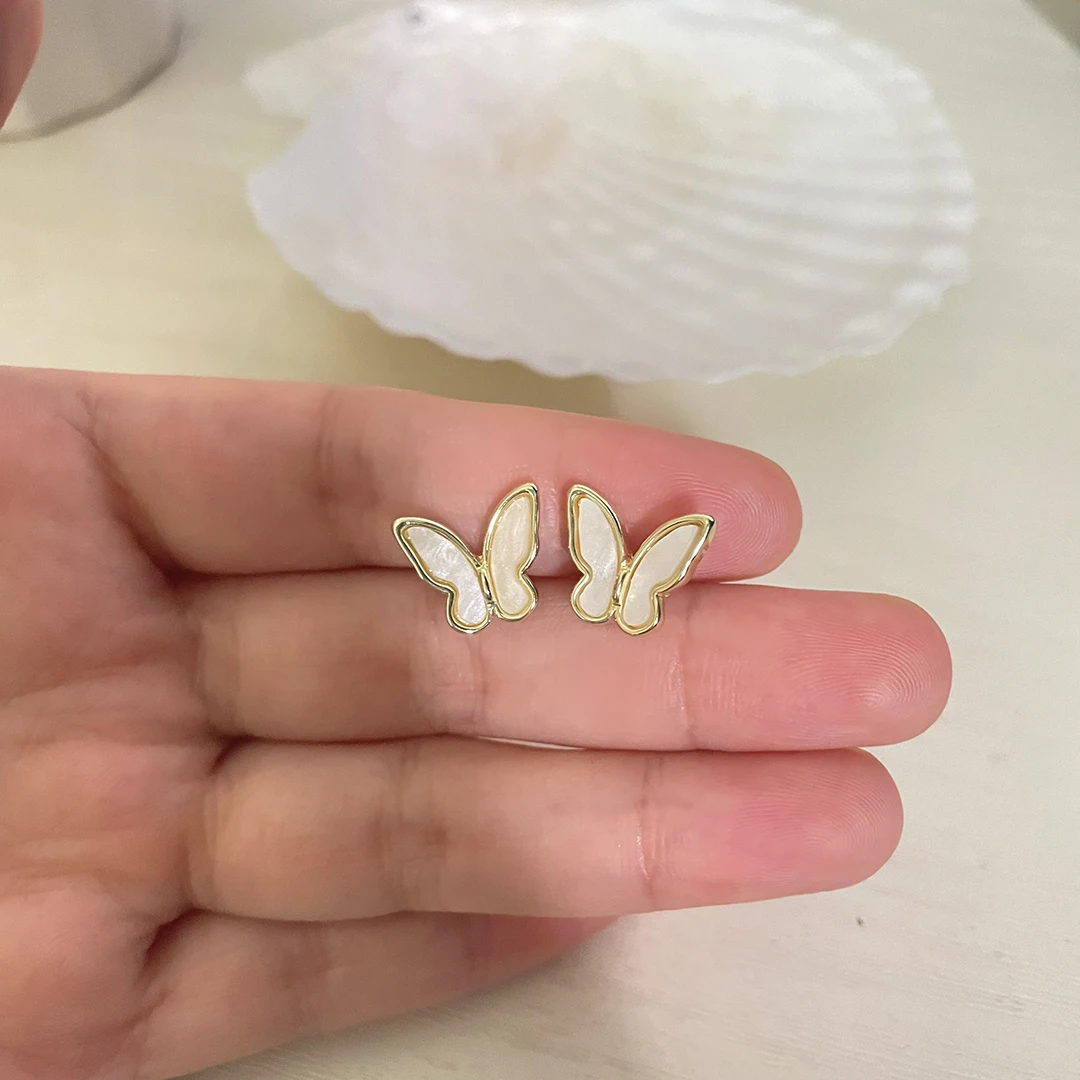 Small White Butterfly Earrings Gold Small Stud Earrings for Women 2021 Minimalist French Acrylic Earrings Studs Trendy Jewelry
Small White Butterfly Earrings Gold Small Stud Earrings for Women 2021 Minimalist French Acrylic Earrings Studs Trendy Jewelry