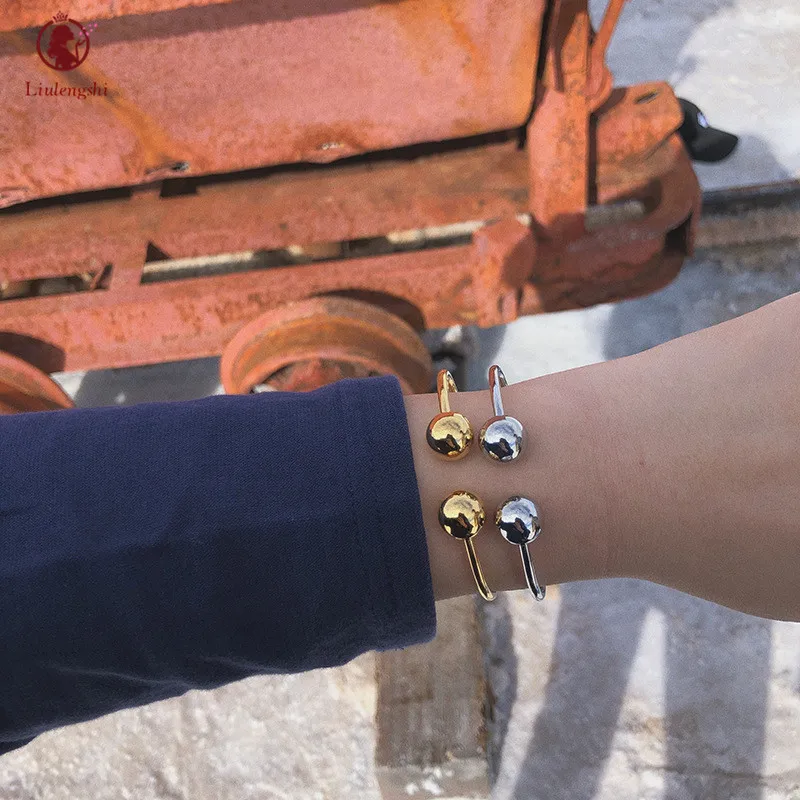 Trendy Jewelry Stainless Steel Double Big Ball Cuff Bracelet Gold Silver Color Titanium Steel Double Ball Open Cuff Bangle
Trendy Jewelry Stainless Steel Double Big Ball Cuff Bracelet Gold Silver Color Titanium Steel Double Ball Open Cuff Bangle