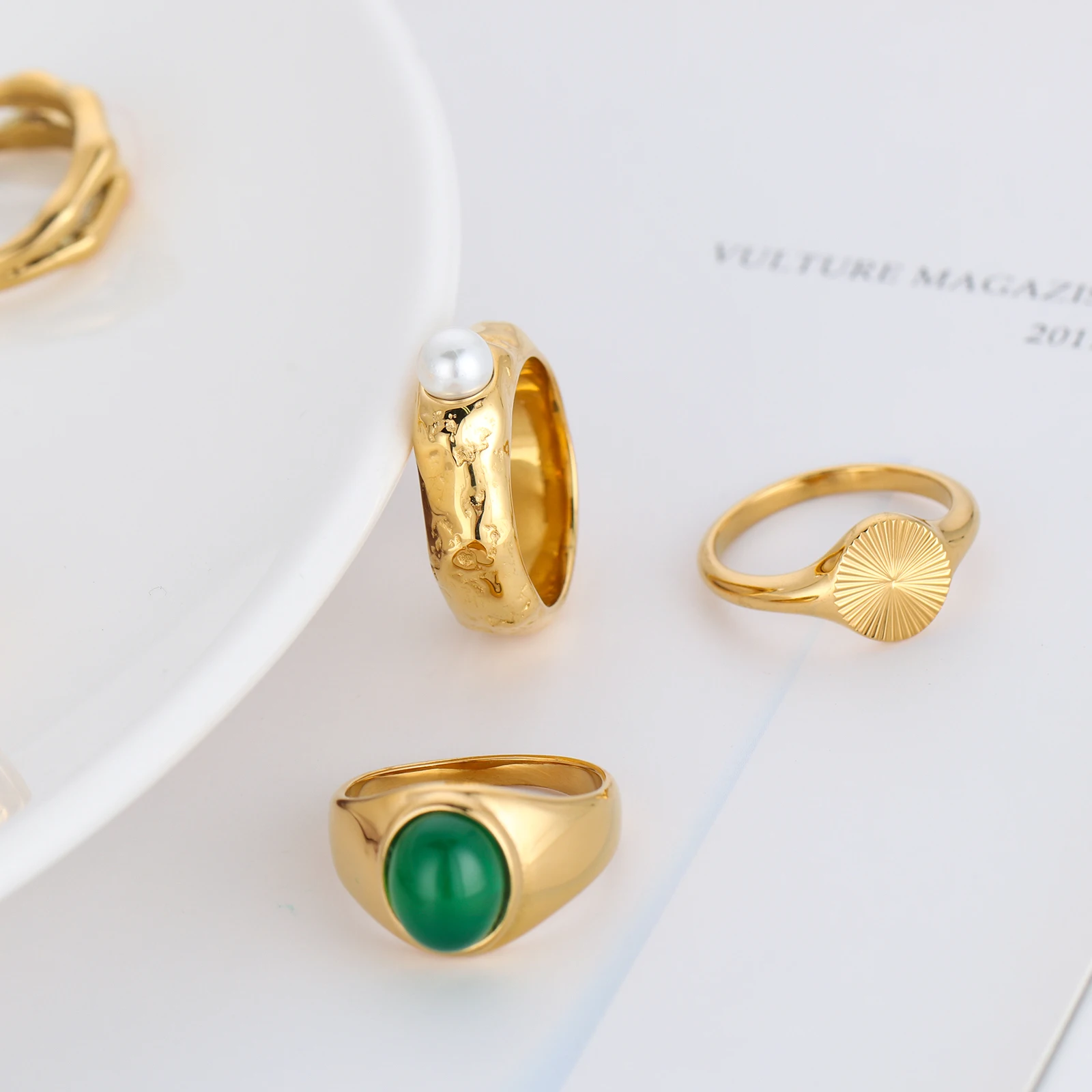 Fashion Custom Luxury Jewelry Women Finger 18k Gold Plated Stainless Steel Copper Gold Ring, Picture shows
Fashion Custom Luxury Jewelry Women Finger 18k Gold Plated Stainless Steel Copper Gold Ring, Picture shows