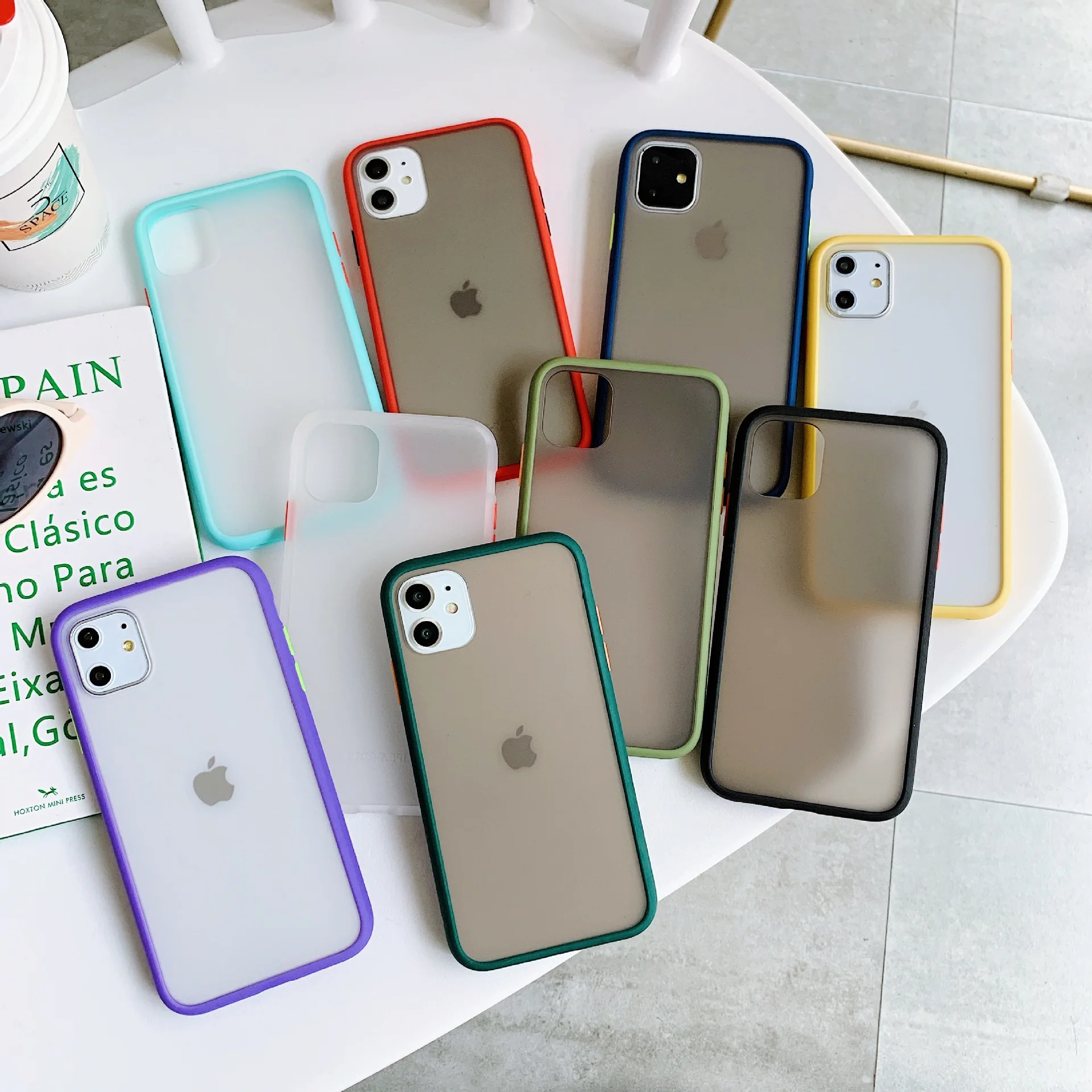 Frosting Feeling Tpu Phone Case 2 in 1 tpu+pc matte soft back cover colorful button for iphone x xr 11 12 pro s20 s20ultra a50
Frosting Feeling Tpu Phone Case 2 in 1 tpu+pc matte soft back cover colorful button for iphone x xr 11 12 pro s20 s20ultra a50