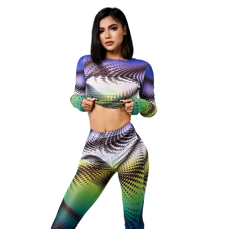K21S06208 Autumn Fashion Printing Casual Two-Piece Long-Sleeved O-Neck Top + High-Waist Trousers Women's Slim Sports Set
K21S06208 Autumn Fashion Printing Casual Two-Piece Long-Sleeved O-Neck Top + High-Waist Trousers Women's Slim Sports Set