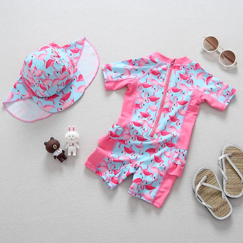 Kids Short Sleeve Flamingo One Piece Swimsuit Toddlers Baby Girls Rash Guard Sun Protection Bathing Suit with Hat UPF 50+ Swimwe
Kids Short Sleeve Flamingo One Piece Swimsuit Toddlers Baby Girls Rash Guard Sun Protection Bathing Suit with Hat UPF 50+ Swimwe