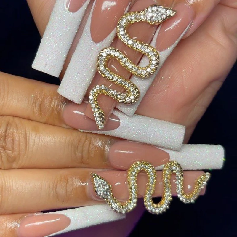 Hot Colorful Oversized Flatback Rhinestone Gold Silver Full 3D Diamond Crystal Snake Nail Art Charms For Nails
Hot Colorful Oversized Flatback Rhinestone Gold Silver Full 3D Diamond Crystal Snake Nail Art Charms For Nails