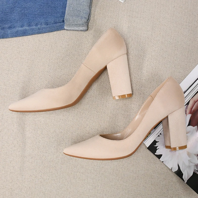 Goxeou Large Size Fashion Women Slip-on Pointed Toe Suede 8cm Party Wedding Business Work Low Block Chunky High Heels Pumps
Goxeou Large Size Fashion Women Slip-on Pointed Toe Suede 8cm Party Wedding Business Work Low Block Chunky High Heels Pumps
