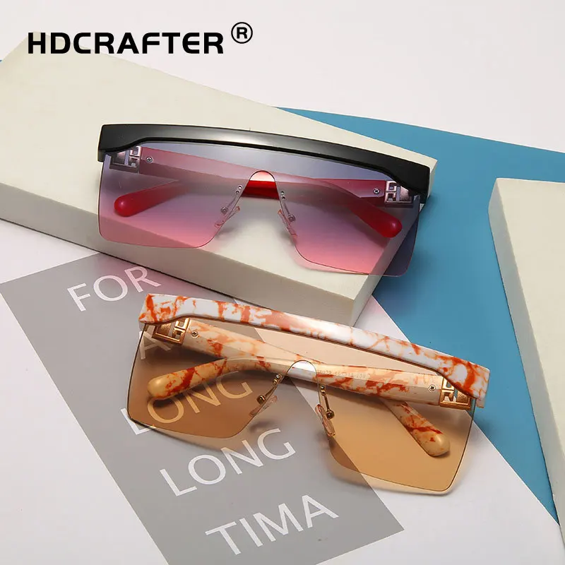 HDCRAFTER New one-piece large frame two-color Sunglasses UV400 fashion wear sunglasses 2021 custom logo
HDCRAFTER New one-piece large frame two-color Sunglasses UV400 fashion wear sunglasses 2021 custom logo