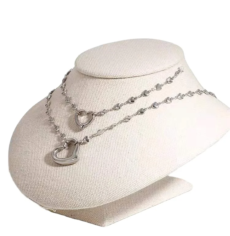 New fashion personality titanium steel suit steel heart collarbone necklace bracelet women necklace
New fashion personality titanium steel suit steel heart collarbone necklace bracelet women necklace
