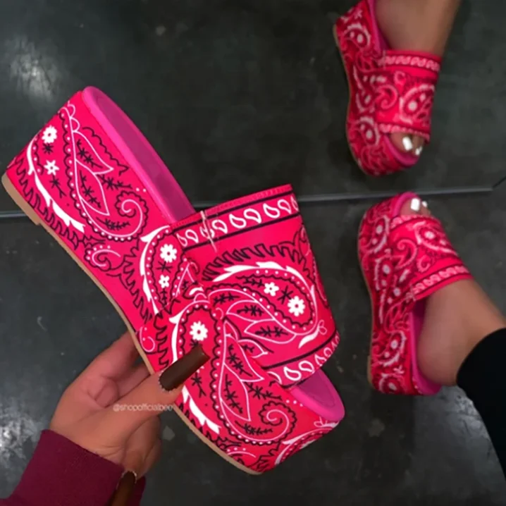 2020 New Arrivals Chunky Sole Slip-On Entry Pink Platform Summer Women Sandals Unique Bandana Pattern Slip On Shoes Women, Mei red
2020 New Arrivals Chunky Sole Slip-On Entry Pink Platform Summer Women Sandals Unique Bandana Pattern Slip On Shoes Women, Mei red