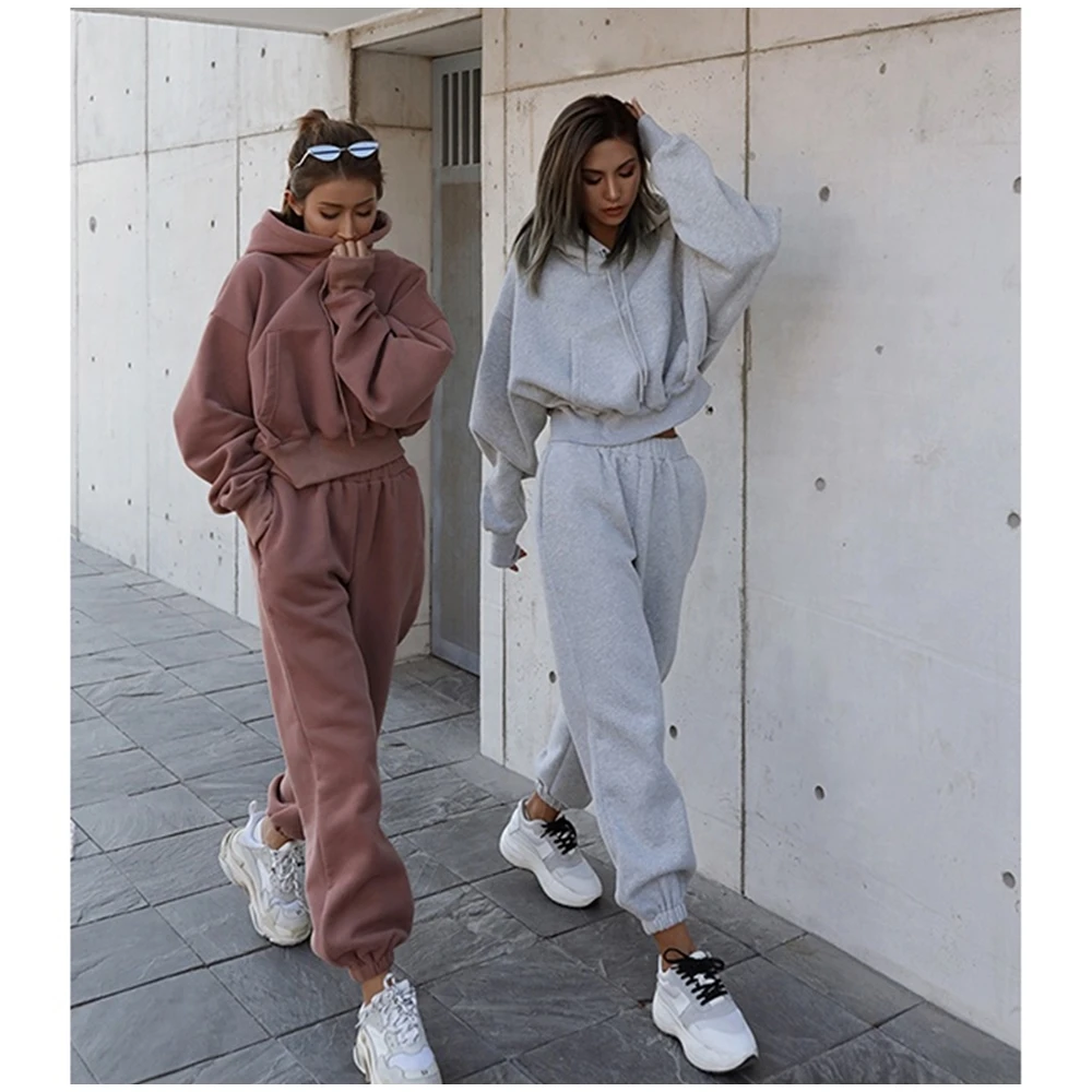 2020 Winter jogger jumper Gym Custom Workout Velvet 2 piece Women Set CropTop Oversize Hoodie Women Sweatshirt
2020 Winter jogger jumper Gym Custom Workout Velvet 2 piece Women Set CropTop Oversize Hoodie Women Sweatshirt