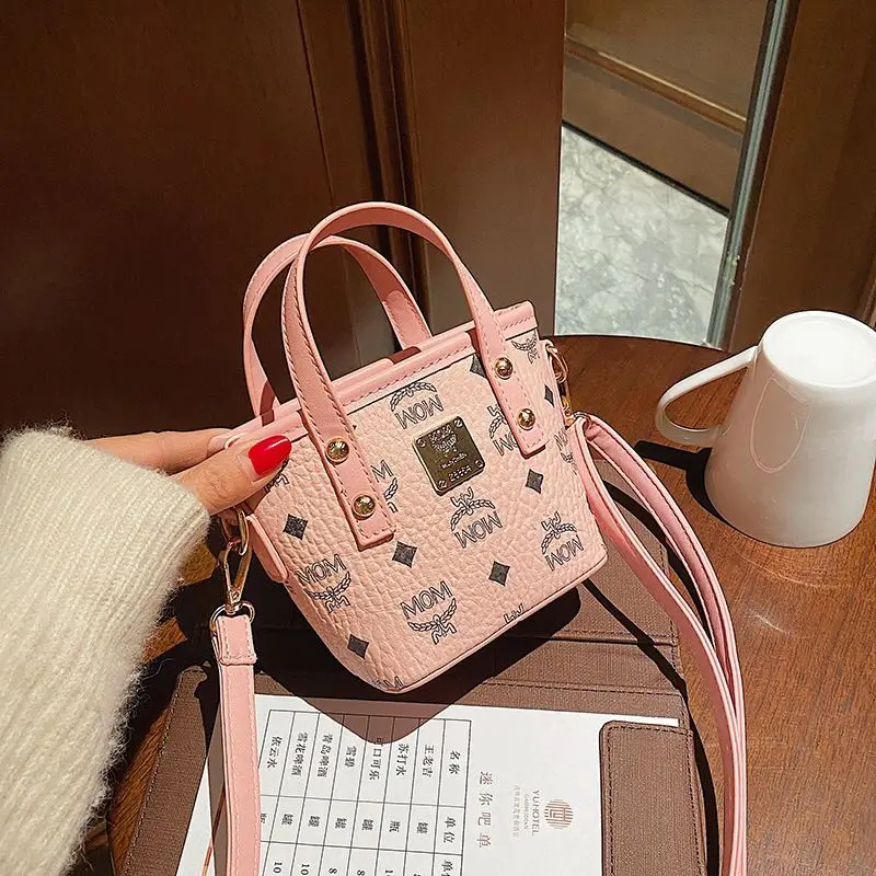 Kids trendy Wallets brown bag purses and handbags little girls 2021 bolsos de mujer sacs a main fall purses cute mini kids purse, 4 colors
Kids trendy Wallets brown bag purses and handbags little girls 2021 bolsos de mujer sacs a main fall purses cute mini kids purse, 4 colors