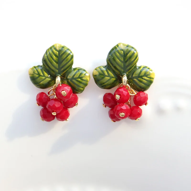 Japanese Mori girls garden berry raspberry enamel drop S925 silver needle ear stud
Japanese Mori girls garden berry raspberry enamel drop S925 silver needle ear stud