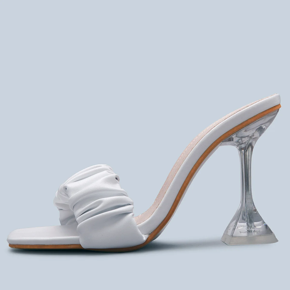 2021 hot high sandals for women and ladies sandals new design Summer women's sandals, 2 colors as picture show
2021 hot high sandals for women and ladies sandals new design Summer women's sandals, 2 colors as picture show
