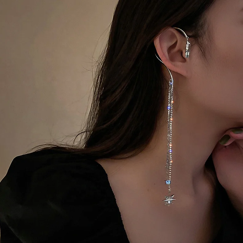 Exaggerated Bling Bling Rhinestone Tassel Earrings for Women Silver Color Metal Star Clip Earrings, Picture shows
Exaggerated Bling Bling Rhinestone Tassel Earrings for Women Silver Color Metal Star Clip Earrings, Picture shows