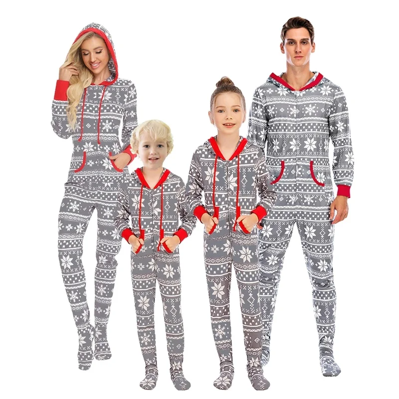Winter Long Sleeve couple matching parent-child Hooded Onesie family Christmas jumpsuit
Winter Long Sleeve couple matching parent-child Hooded Onesie family Christmas jumpsuit