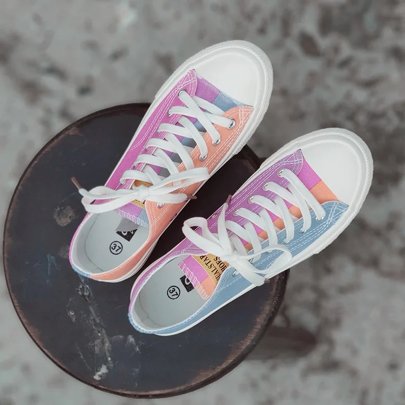 Wholesale fashion women's trend shoes that change color in light 2021 new uv colors change shoes
Wholesale fashion women's trend shoes that change color in light 2021 new uv colors change shoes