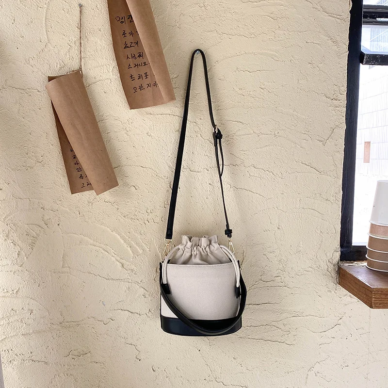 INS New Style Bag Female Fashion Non-Mainstream Stitching Canvas Bucket Handbag Bags for Women 2021
INS New Style Bag Female Fashion Non-Mainstream Stitching Canvas Bucket Handbag Bags for Women 2021