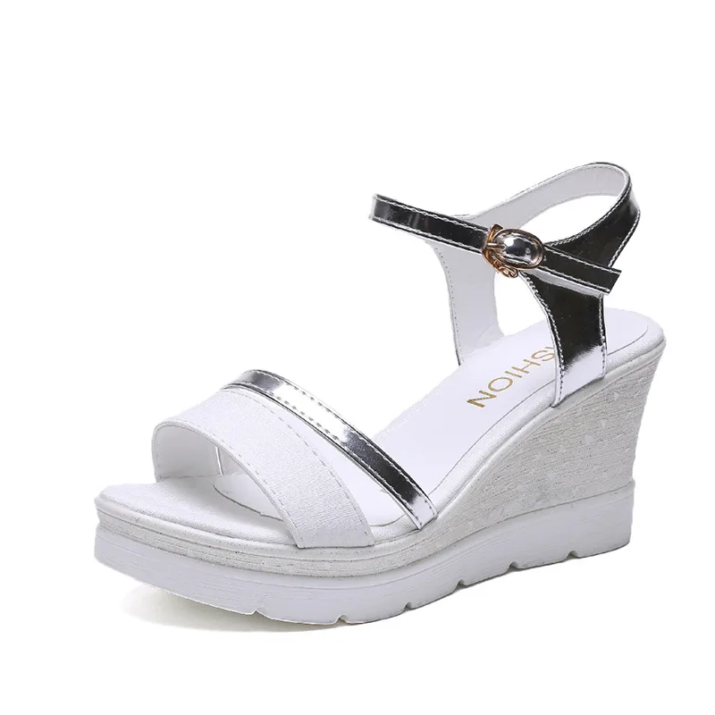 Factory Sale Outdoor Casual Women Sandals New Solid Color Fish Mouth Open Toe Hollow Bucket Ankle Wrap Women Wedge Sandals
Factory Sale Outdoor Casual Women Sandals New Solid Color Fish Mouth Open Toe Hollow Bucket Ankle Wrap Women Wedge Sandals