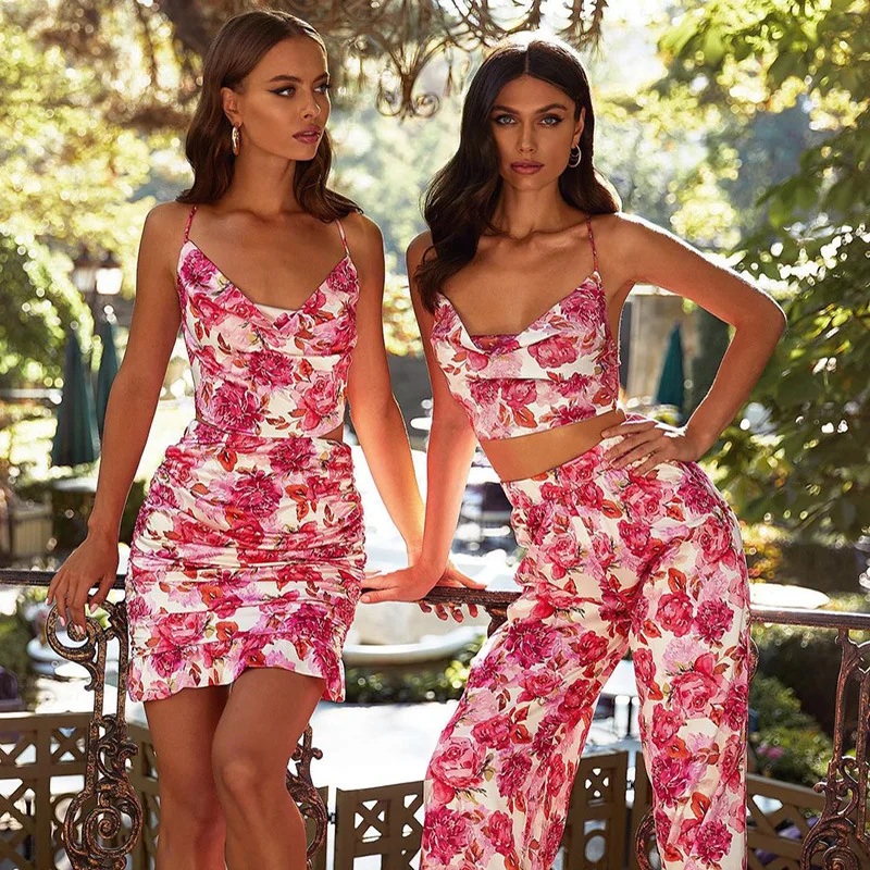 Fashion Sexy Ladies Floral Printing Lace Up Crop Tops Two Piece Pants Women Sets New Arrivals 2021, 1 colors in stock
Fashion Sexy Ladies Floral Printing Lace Up Crop Tops Two Piece Pants Women Sets New Arrivals 2021, 1 colors in stock