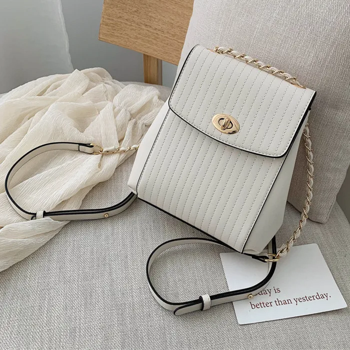 Luxury design Women Backpacks 2020 new Small Ladies Backpack Girls School Bag ladies hand bag Chain female shoulder bag Daypack, Black,white
Luxury design Women Backpacks 2020 new Small Ladies Backpack Girls School Bag ladies hand bag Chain female shoulder bag Daypack, Black,white
