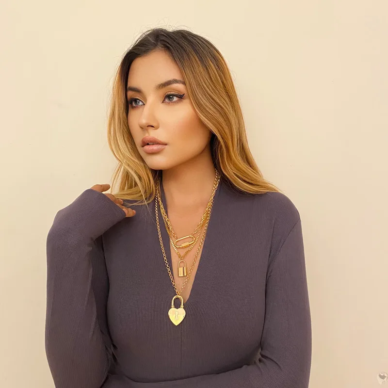 Wholesale Fashion Unlimited Gold Plated Love Pendant Necklace Multi-Layer Lock Pendant Necklace For Women
Wholesale Fashion Unlimited Gold Plated Love Pendant Necklace Multi-Layer Lock Pendant Necklace For Women
