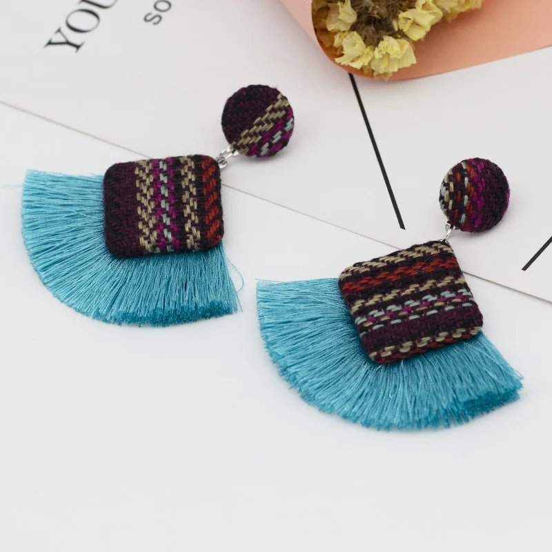 European and American creative tassel earrings female retro ethnic wind earrings new women earrings, Golden
European and American creative tassel earrings female retro ethnic wind earrings new women earrings, Golden