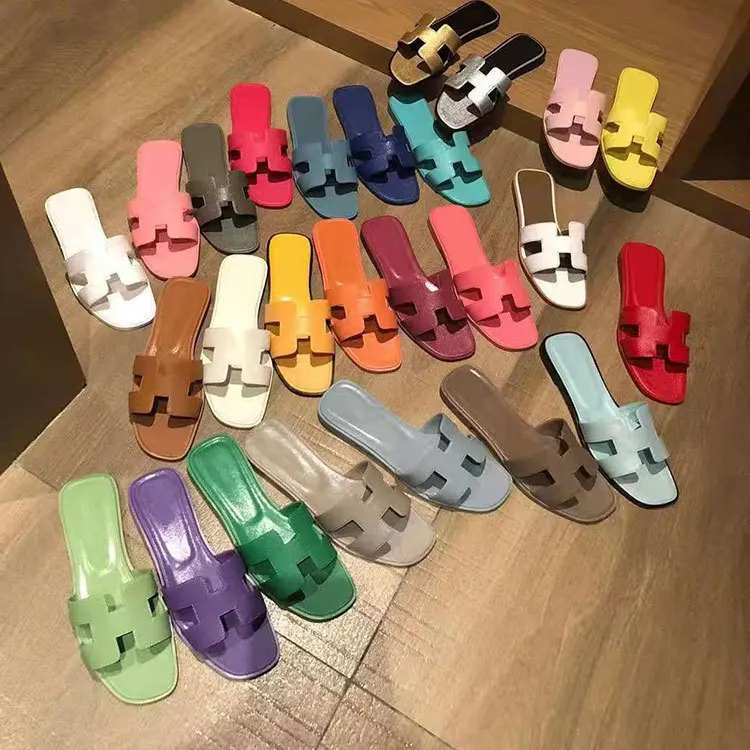 Designer Summer Slippers Beach Flip Flops Women's Flat Bottom Casual Sandals Slides Slippers
Designer Summer Slippers Beach Flip Flops Women's Flat Bottom Casual Sandals Slides Slippers