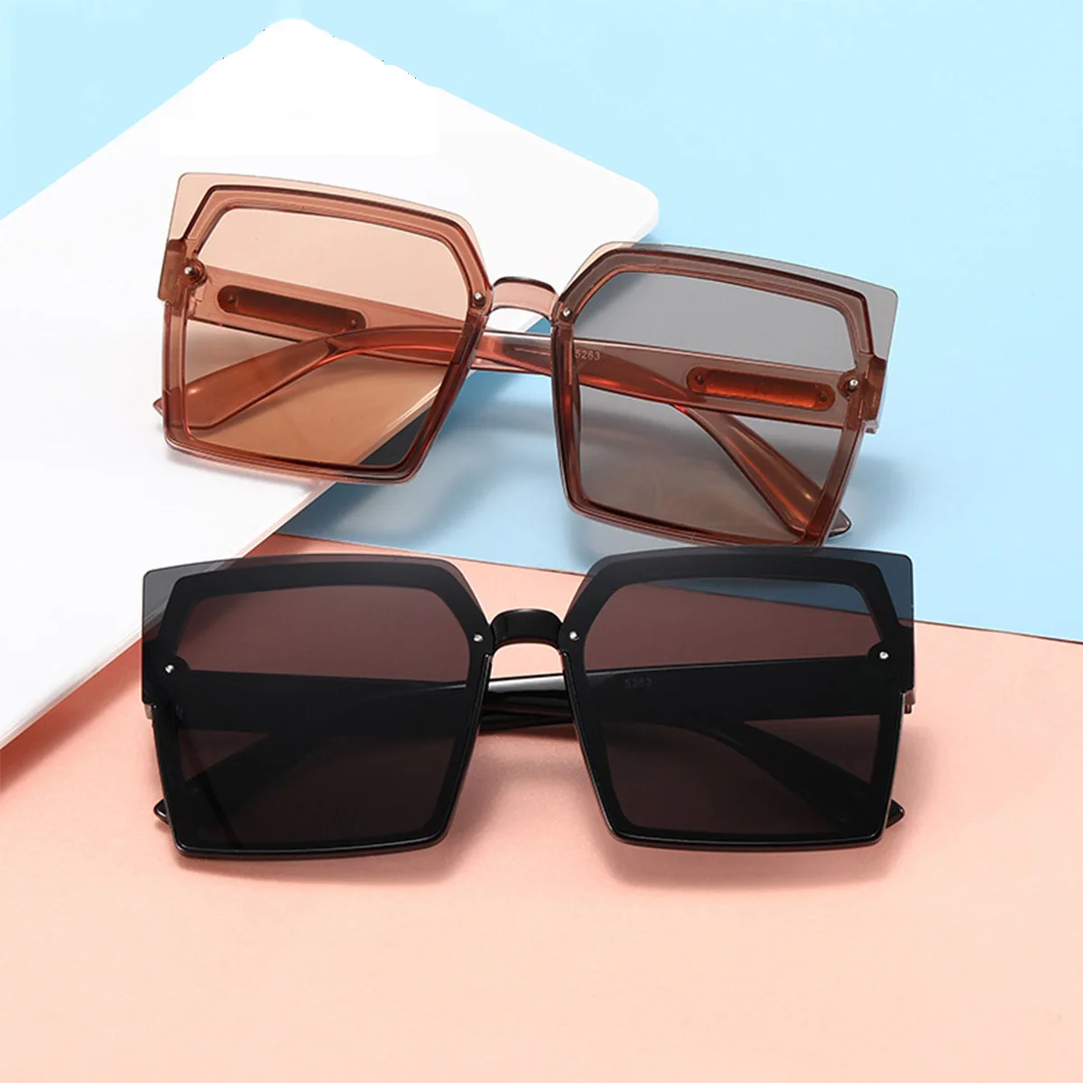 Custom Logo Cut Edge Square Oversized Big Frame Black Shades Luxury Brand Sun Glasses Sunglasses 2022
Custom Logo Cut Edge Square Oversized Big Frame Black Shades Luxury Brand Sun Glasses Sunglasses 2022