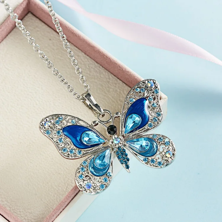Classic Vintage Butterfly Necklace Gold and Silver Plated Alloy Unisex Jewelry for Engagement Wedding Anniversary Party
Classic Vintage Butterfly Necklace Gold and Silver Plated Alloy Unisex Jewelry for Engagement Wedding Anniversary Party
