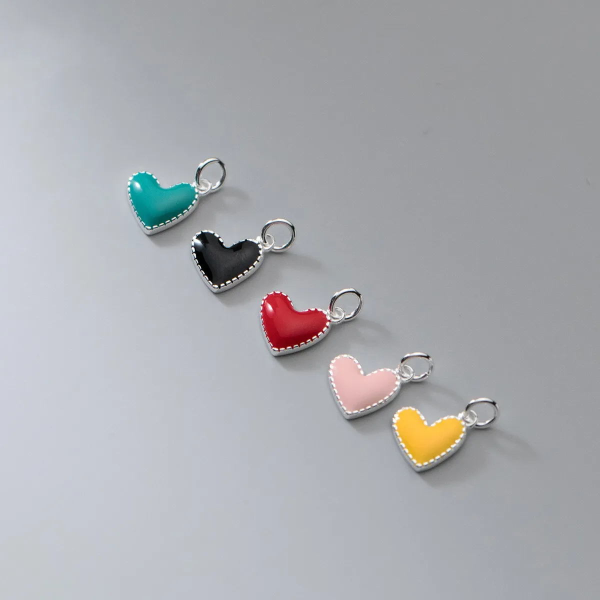 Fashion Pendant 925 Sterling Silver No Fade Drop Enamel Colorful Heart Charm for DIY Jewelry Making Supplies
Fashion Pendant 925 Sterling Silver No Fade Drop Enamel Colorful Heart Charm for DIY Jewelry Making Supplies
