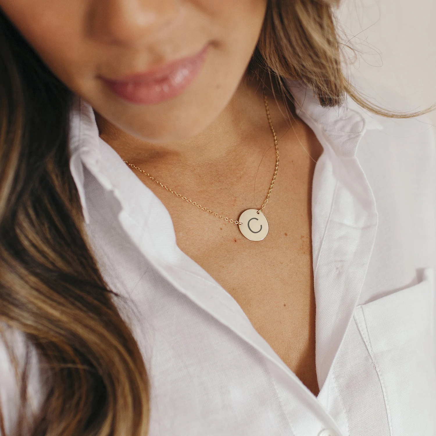 Fashion Minimalist Non Tarnish Jewelry Customized Stainless Steel Gold Plated Chain Coin Letter Unisex Necklace
Fashion Minimalist Non Tarnish Jewelry Customized Stainless Steel Gold Plated Chain Coin Letter Unisex Necklace