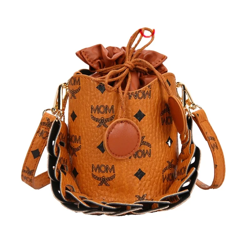 XP1645 Net celebrity fashion 2021 new trendy Korean portable small bucket bag western style single shoulder messenger bag
XP1645 Net celebrity fashion 2021 new trendy Korean portable small bucket bag western style single shoulder messenger bag