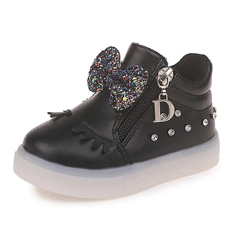 China factory wholesale princess luminous shoes children casual sneakers bow light girls shoes LED shoes kids, Pink ,white ,black,red
China factory wholesale princess luminous shoes children casual sneakers bow light girls shoes LED shoes kids, Pink ,white ,black,red