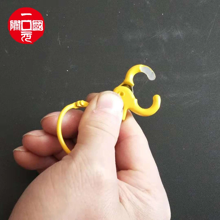 Color paint keychain dog buckle metal bag pendant lobster buckle diy jewelry accessories activity buckle
Color paint keychain dog buckle metal bag pendant lobster buckle diy jewelry accessories activity buckle